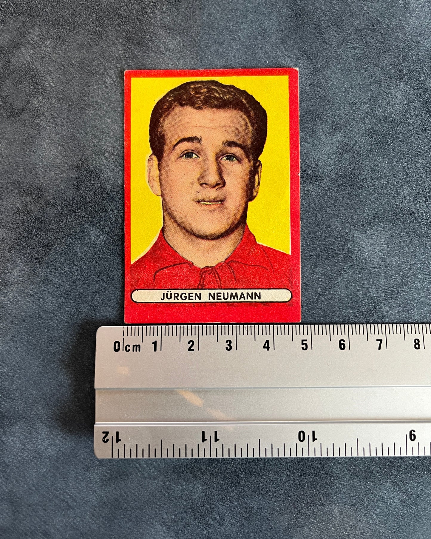 One-Touch Magnetic Holder mit custom Inlay für Vintage Sammelbilder & Sticker