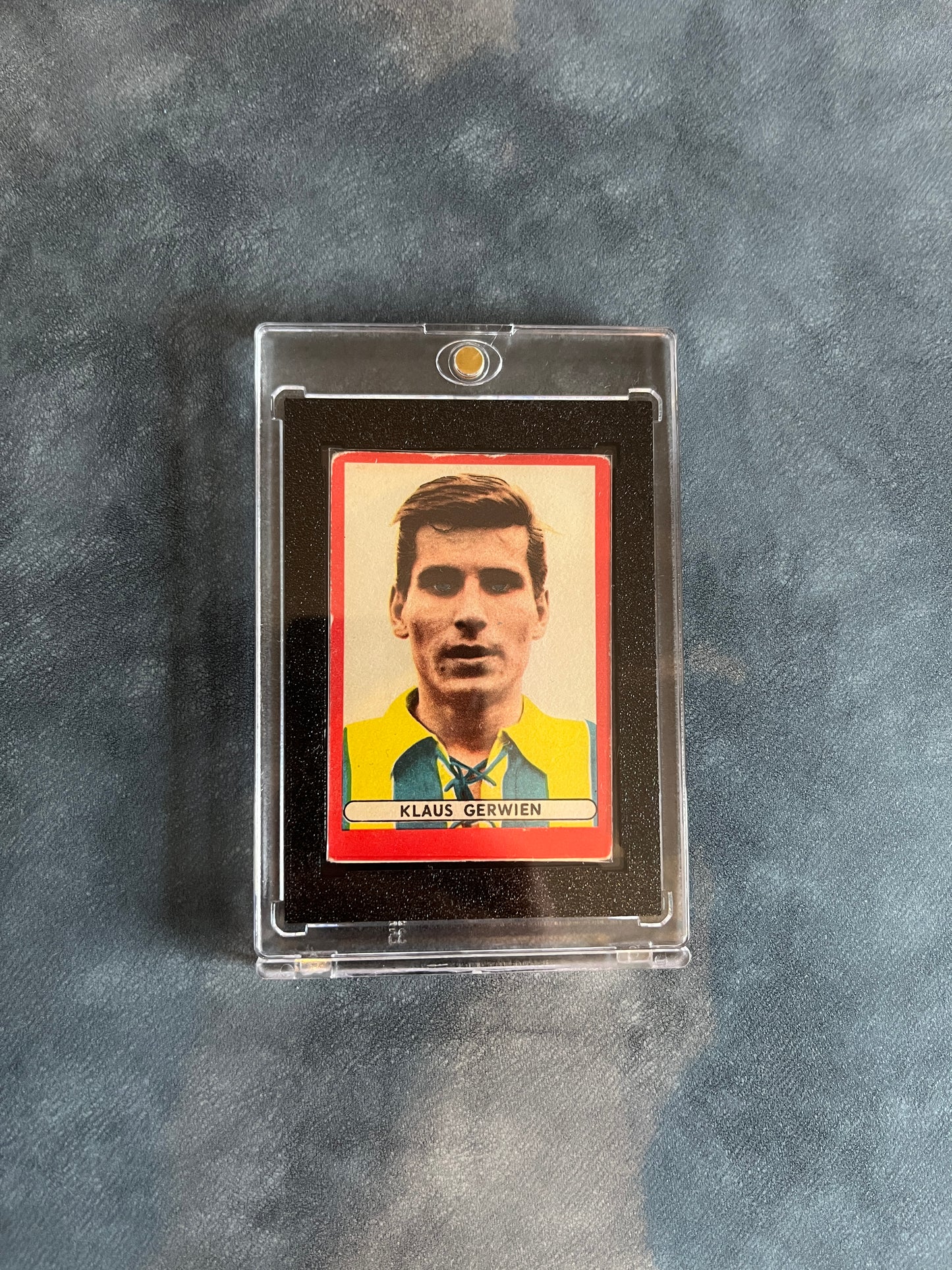 One-Touch Magnetic Holder mit custom Inlay für Vintage Sammelbilder & Sticker